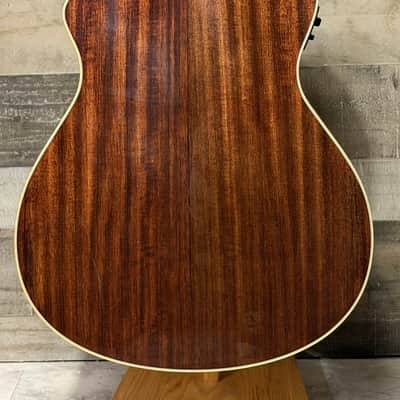 Walden G633RCE-G/W Natura Solid Cedar Top/Ovangkol Maple Armrest Grand Auditorium Acoustic Cutaway-Electric - Gloss Natural (G633RCE-G/W) image 5