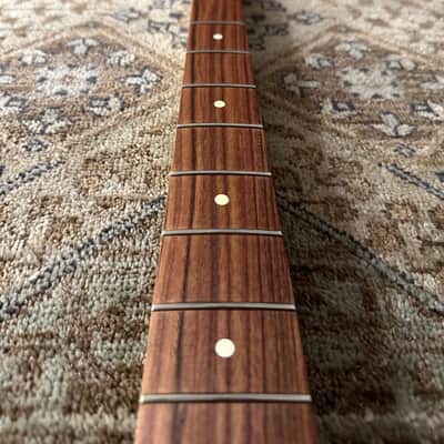 Fender Player Series Left-Handed Jazz Bass Neck, 20 Medium Jumbo Frets, 9.5 Radius w/ Pau Ferro Fingerboard image 7