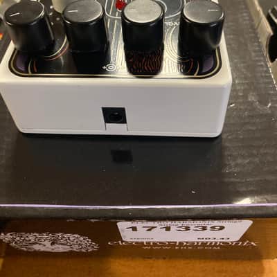 Electro-Harmonix String 9 imagen 3