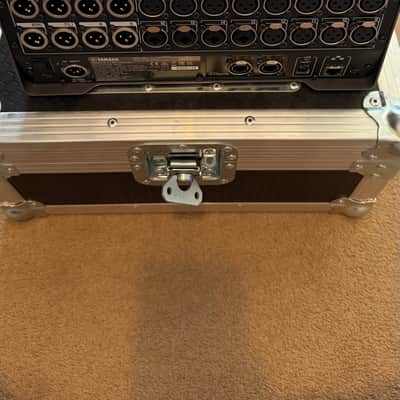 Yamaha DM3 Dante Digital Mixing Console in Flightcase image 2