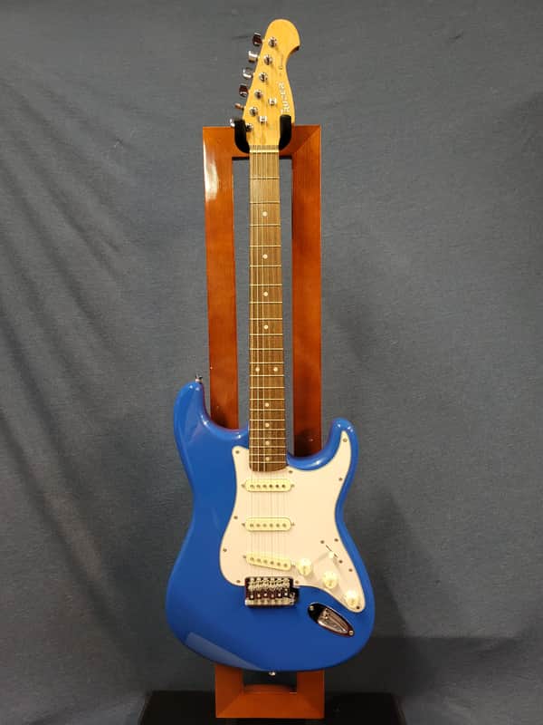 Cruzer by Crafter Electric Guitar - ST-200 - Royal Blue image 1