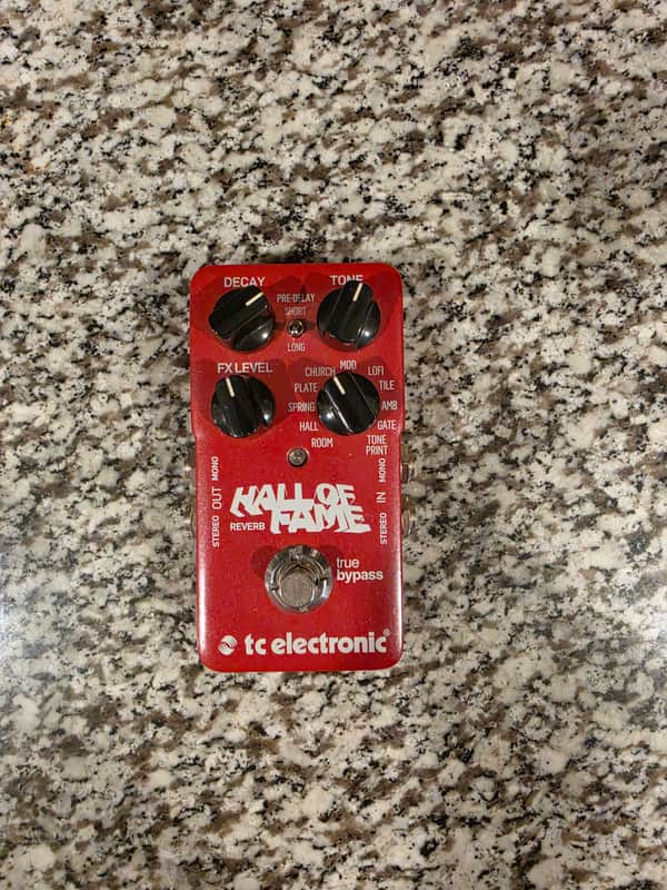 TC Electronic Hall of Fame Reverb 2011 - 2017 - Red image 1