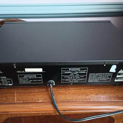 Pioneer PD-M502 6-cd player for parts or repair -2 1990's image 3