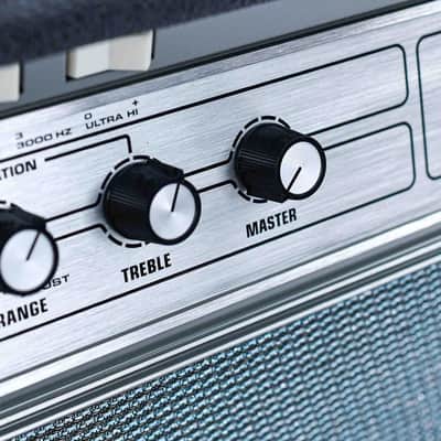 Ampeg V-4B Bass Head image 9