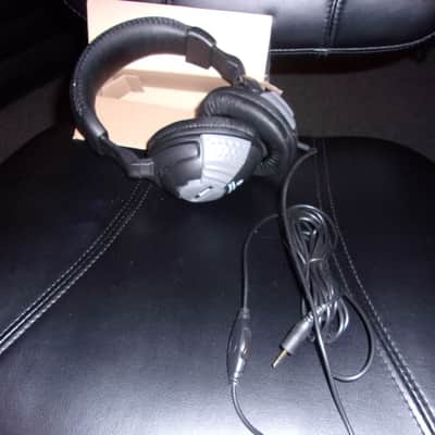 Ibanez 6PHIHP01 Stereo Headphones Black NM355 image 2