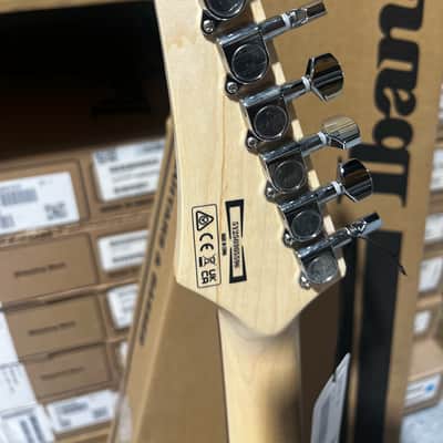 Ibanez Gio GRX20Z Electric Guitar - Jewel Blue image 6
