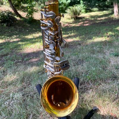 King 660 Alto Saxophone (USA) – Player‑Grade, Needs Setup – Original Hardshell Case + Soft Case + Stand image 2