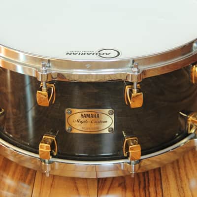 Yamaha Maple Custom - black maple 14x6.5 snare image 3