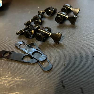Hipshot Locking Tuners 3x3 2000s - Black image 2