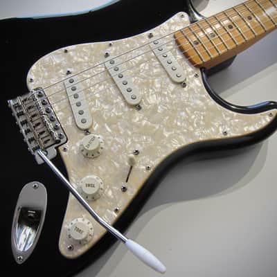 Immagine Fender Deluxe Powerhouse Stratocaster Guitar Dummy Coil Active Electronics Circa-2002-Black - 2