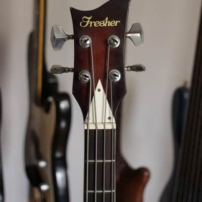 Vintage Japan Fresher Violin VB Bass 1974 - Sunburst image 3