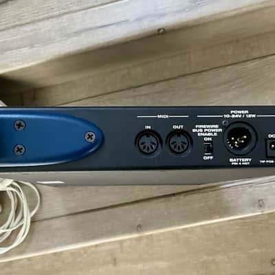 MOTU Traveler Firewire Audio Interface 2000s - Black image 3