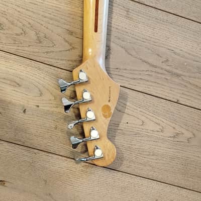 Fender Deluxe Series Zone Lyte Bass 2005 - Black EADGC strings image 10