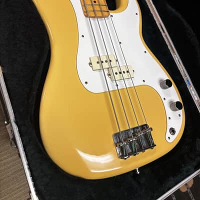 Fender Precision Bass with Maple Fretboard - 1983 - Aged Olympic White image 2