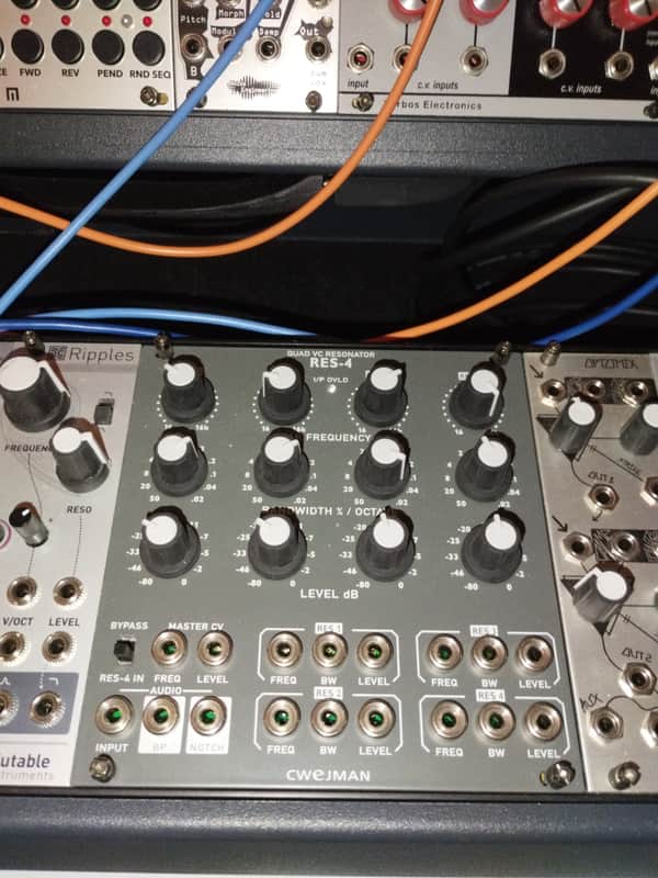 Cwejman RES-4 Quad VC Generator 2010s - Grey image 1