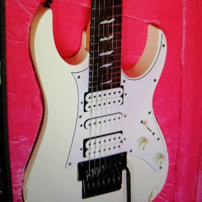 Steve Vai stage played Ibanez Universe UV7PWH image 15