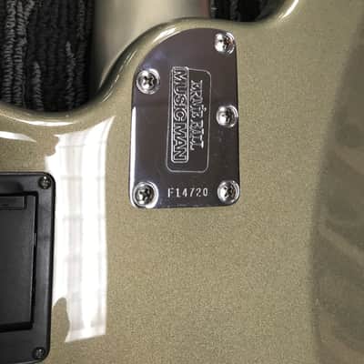 Ernie Ball Music Man Bongo 5 2006 Egyptian Smoke image 9
