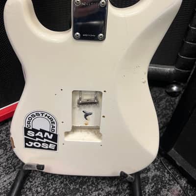 Squier Stratocaster Bullet series 90/2010s - White image 11