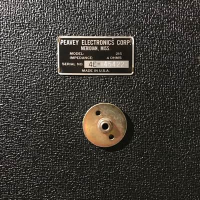 Peavey 215 4 Ohm 2x15" Bass Speaker Cabinet w/ Dust Cover image 7