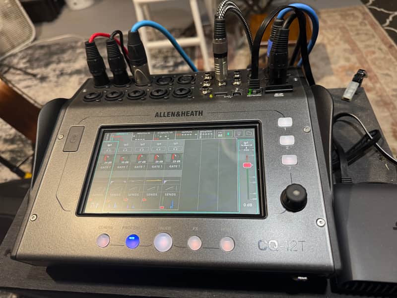 Allen & Heath CQ-12T 12-Channel Digital Mixer