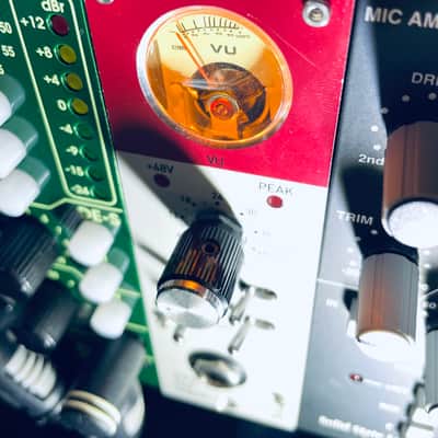Igs 572 red stripe TUBE mic pre image 1