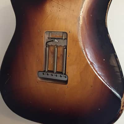 Fender stratocaster 2014 - Heavy relic 2014 - Sunburst image 4