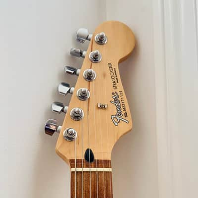 Fender Stratocaster 0134600506 2004 Gloss Black image 5