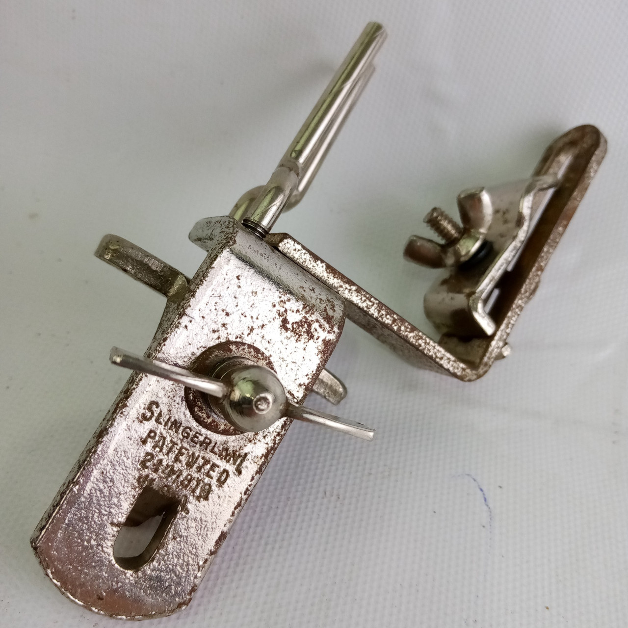 Slingerland Cowbell+Wood-Block Clamp-On Bass Drum Mount Nickel 50s Radio King* — main photograph