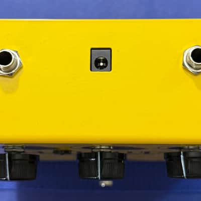 Electro-Harmonix / JHS Third Man Hardware Big Muff 2 Dual Op-Amp Fuzz 2026 - Yellow image 5