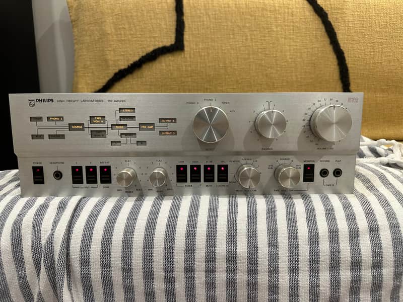 Philips AH572 high fidelity labs, fully serviced, Pre Amp amplifier vintage USA image 1