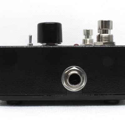 Electro-Harmonix Switchblade Pro - Deluxe Switching Box, 9.6DC-200 PSU included image 3
