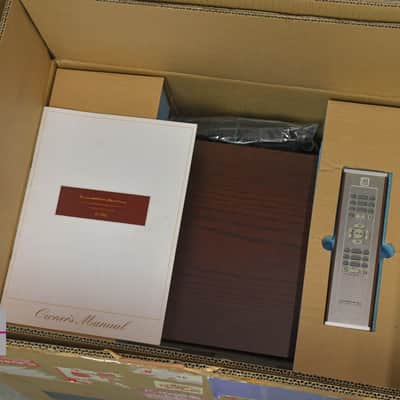 LUXMAN D-38u Conpact Disc Player in Excellent Condition image 3