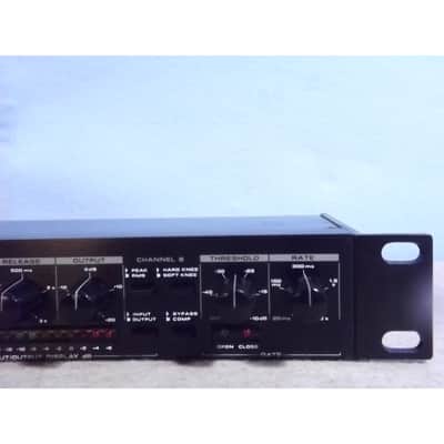 Alesis 3630 Dual-Channel Compressor / Limiter with Gate image 5