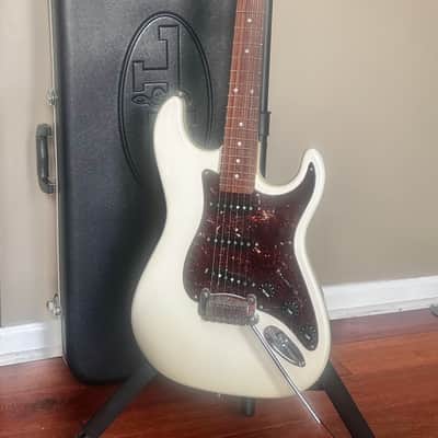 USA G&L Legacy  2008 - Olympic White Pearl image 1
