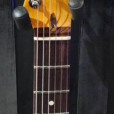 Fender American Professional Classic Stratocaster Electric Guitar - Faded Sherwood Green Metallic 2025 image 3