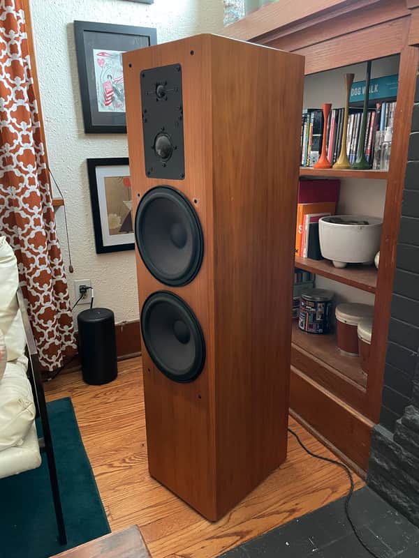 Beautiful ADS L1590 Audiophile Speakers working perfectly image 1
