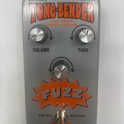 Sola Sound Colorsound Tone Bender Fuzz Silver Tonebender Guitar Effect Pedal image 2