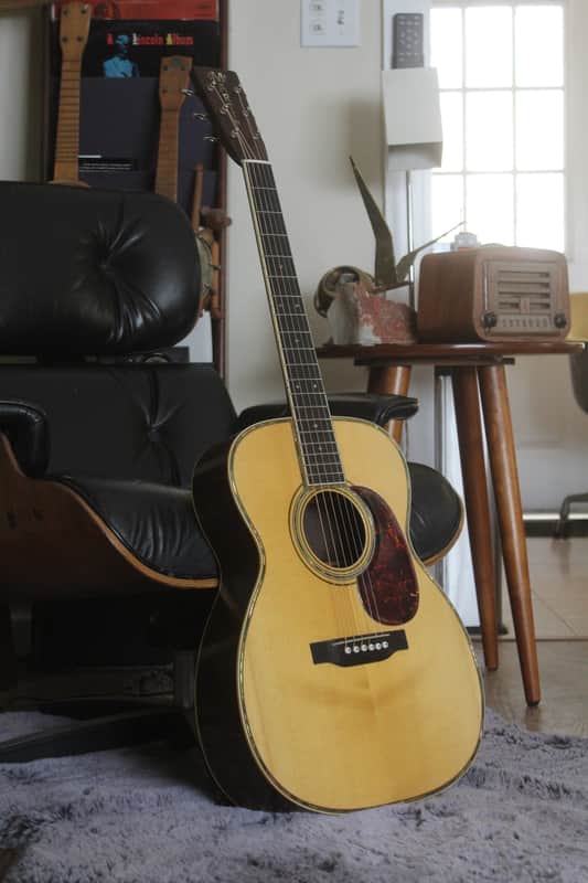 Martin 000-42