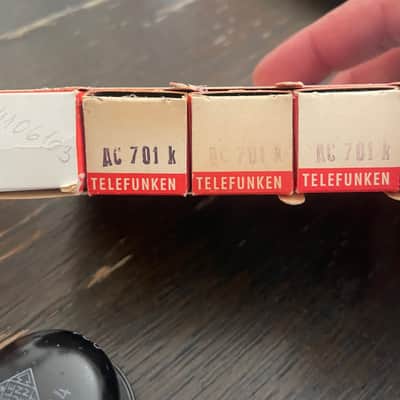 VF14M, VF14, VF14 et 5 tubes AC701K dans leur boite image 2