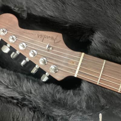 Fender American Professional Stratocaster Rose Champ 2018 - Gold image 2