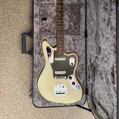 Fender American Professional Jaguar with Rosewood Fretboard 2017 - 2019 - Olympic White image 7