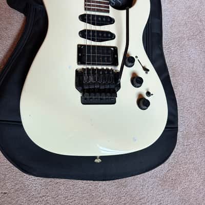 Fender HM Strat HSS 1989 Bild 2