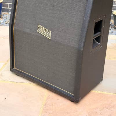 Zilla Vertical Angled Fatboy 2x12 v30s 2021 - Black, gold trim image 2