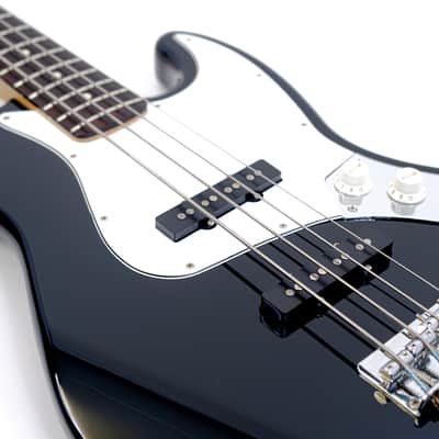 1997 MIM Fender Jazz Bass Black w/ Rosewood Board, HSC – Embrace the Groove with Iconic Style image 4