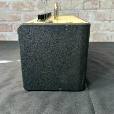 Yamaha THR10II-WL 20-Watt 2x3" Wireless Stereo Digital Modeling Guitar Combo 2019 - Present - Tan - w/Line 6 Relay - Tan image 7