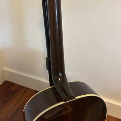 Gibson Brad Paisley J-45 2010 - 2013 - Cherry Sunburst image 6