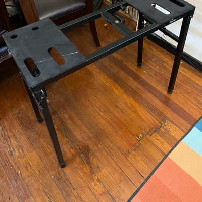 Gator GFW-UTILITY-TBL Frameworks Heavy-Duty Keyboard Table 2010s - Black image 1