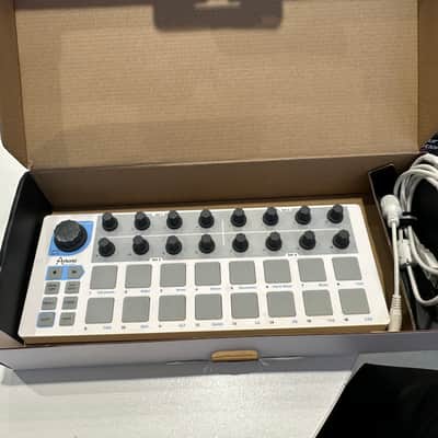Arturia BeatStep MIDI Controller 2014 - Present - White image 3