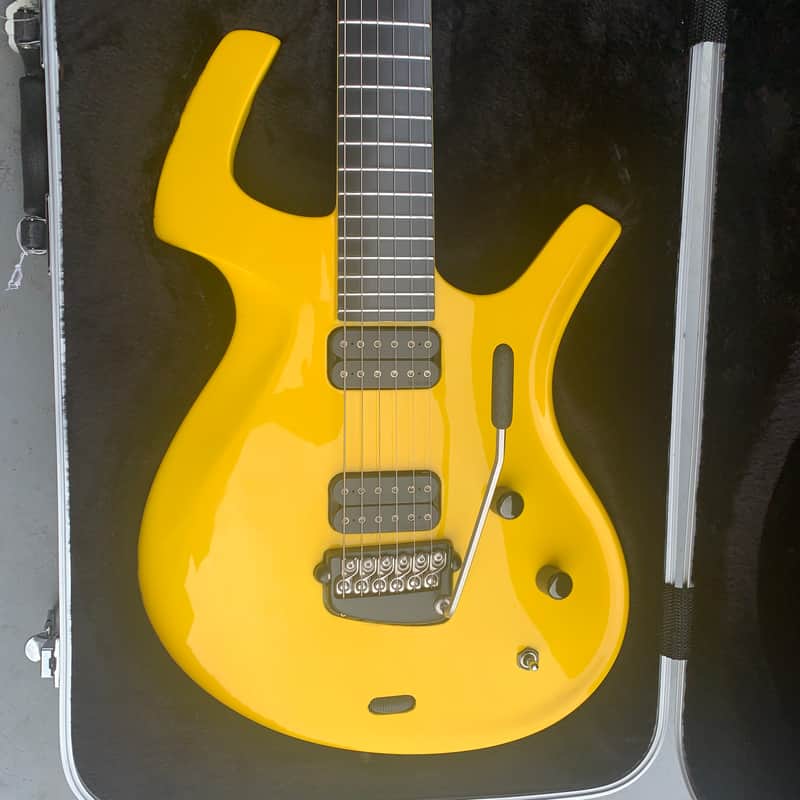 Parker Fly Deluxe Standard 2000 - Taxi Cab Yellow image 1