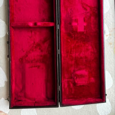 1980s The Gibson Guitar Company USA Rectangular Vintage Hard Case Brown & Red Interior rare image 9